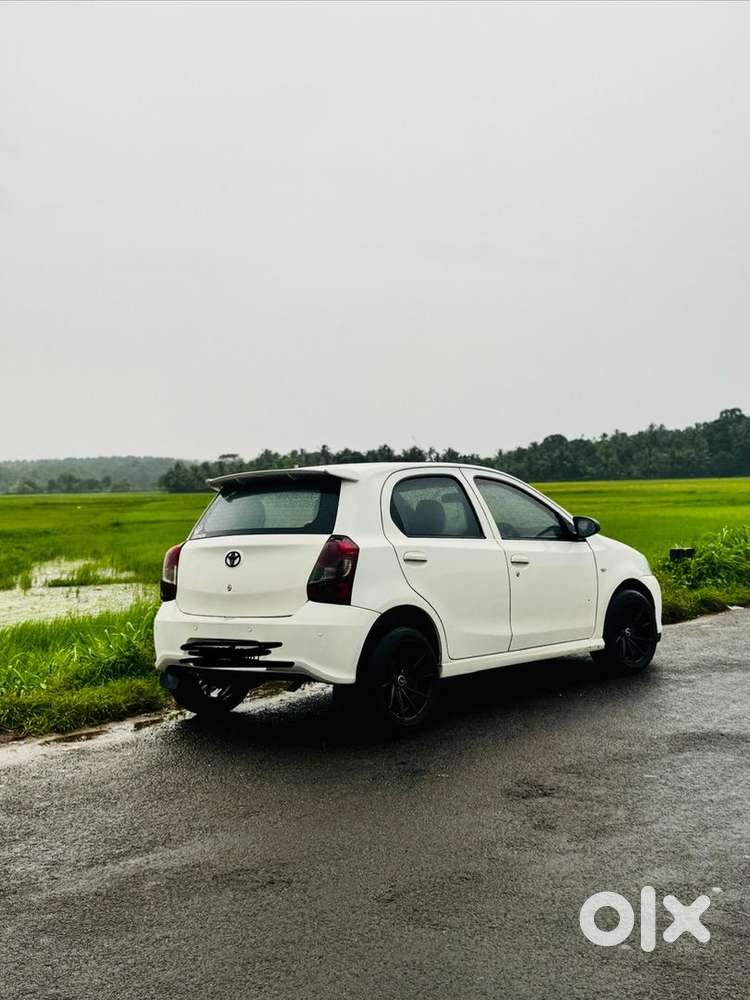 Toyota Etios Liva 2015 Diesel Well Maintained