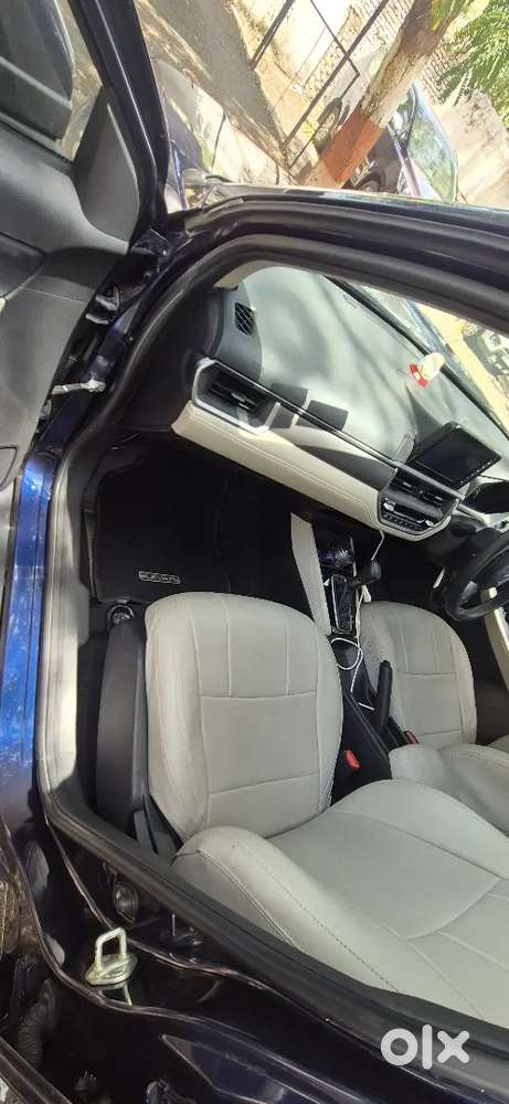 Honda Elevate 2025 Petrol 11000 Km Driven