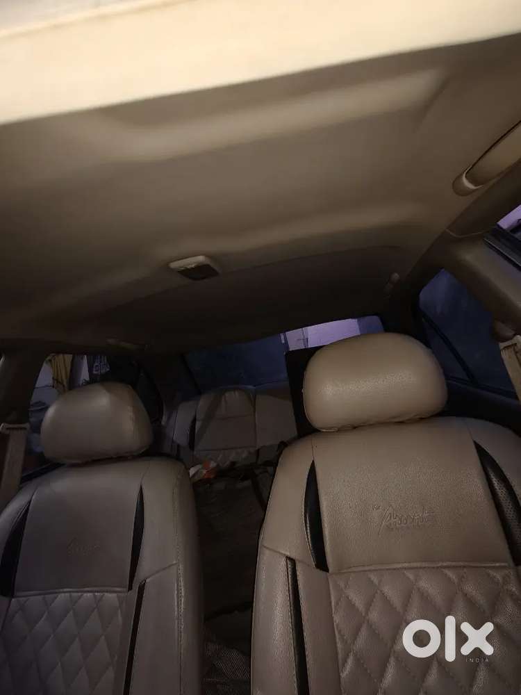 ચારેય ટાયર નવા, વીમો એક વર્ષ, Cng પાસિંગ 3 વર્ષ