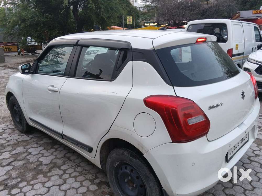 Maruti Suzuki Swift Vxi Ags, 2020, Petrol
