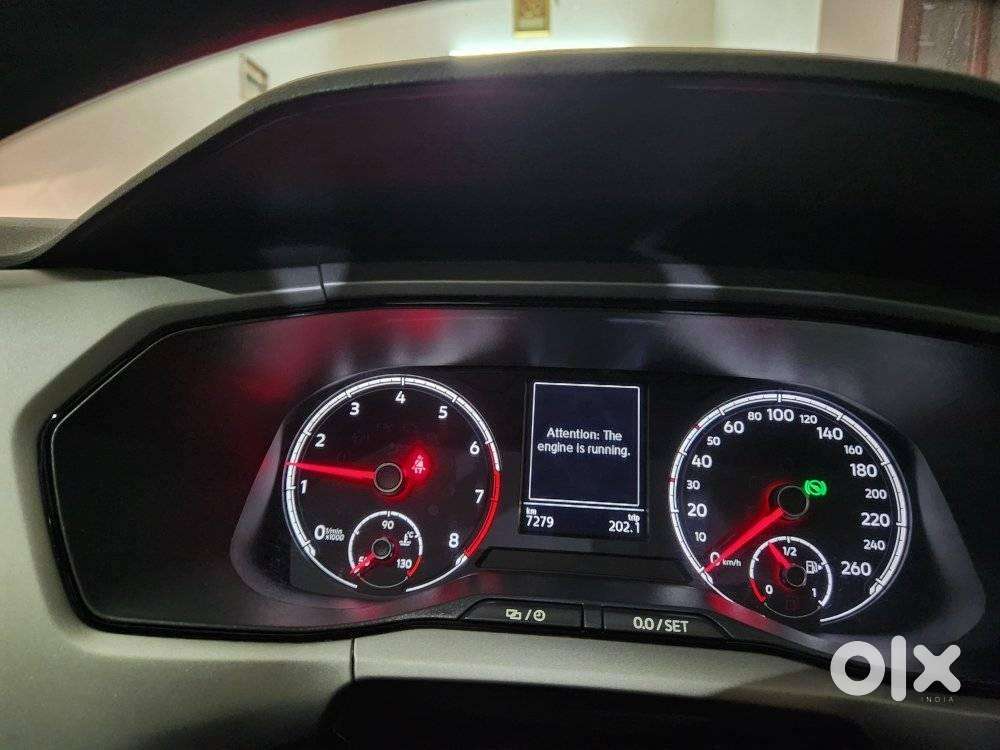 Volkswagen Taigun 1.0 Tsi Highline At, 2022, Petrol