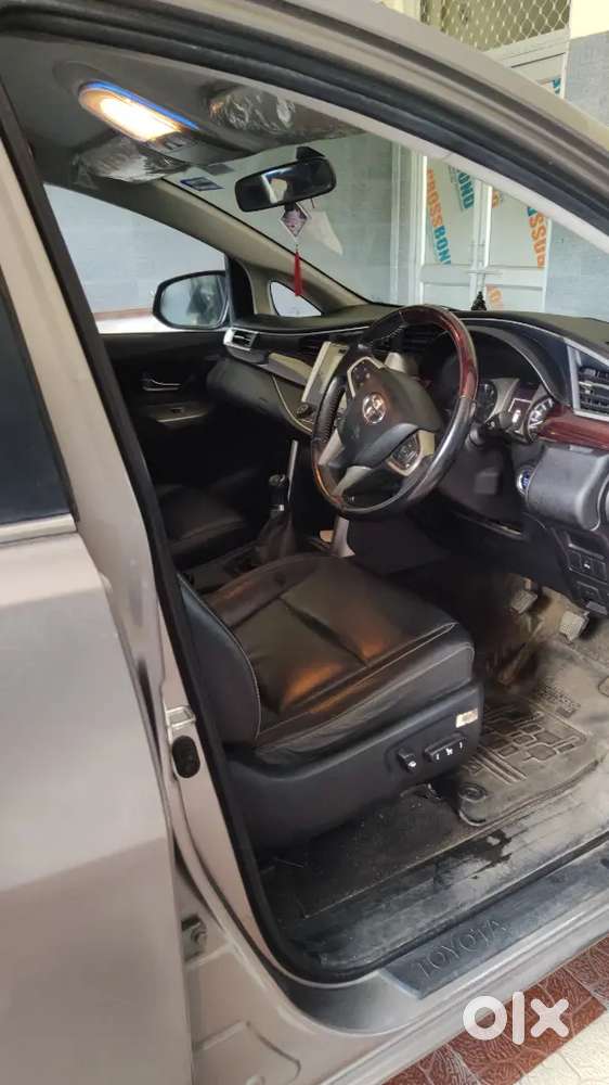 Toyota Innova Crysta 2016 Diesel Manual