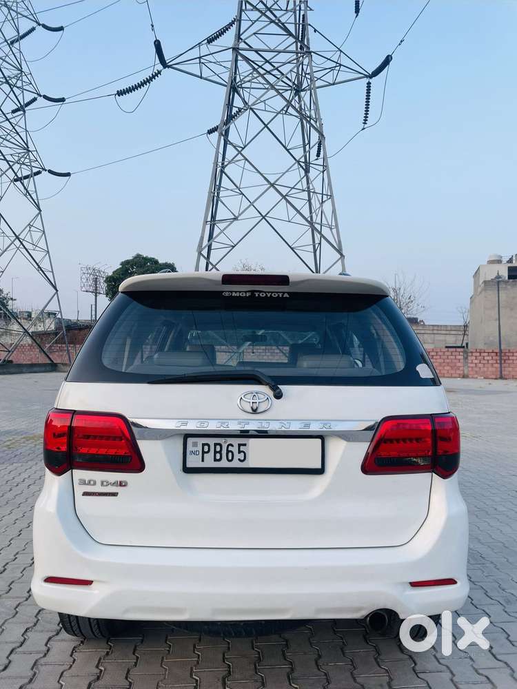 Toyota Fortuner 2011-2016 4x2 At, 2015, Diesel