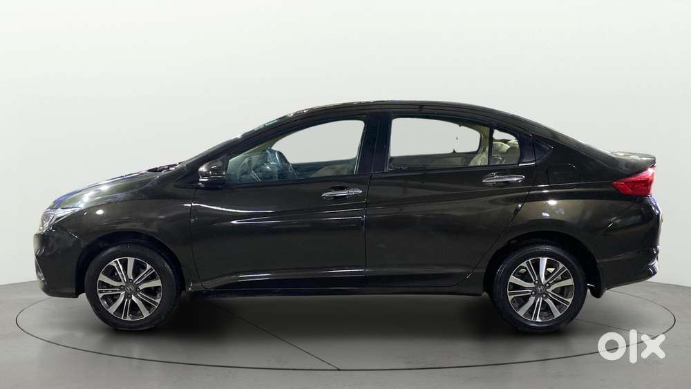 Honda City I-vtec V, 2018, Petrol