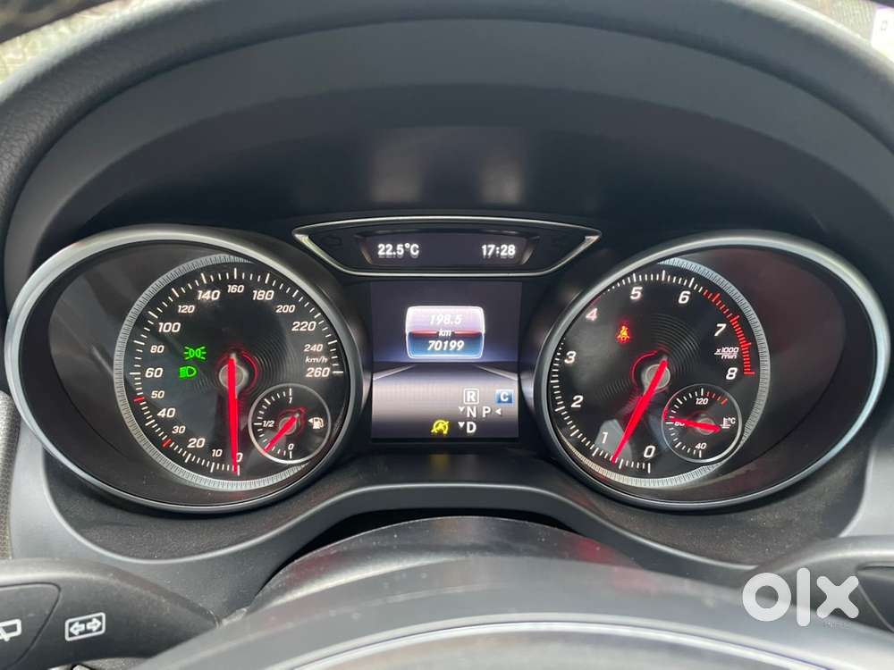 Mercedes Benz Gla 200 Petrol . 2017 Manufactured. Second Owner.