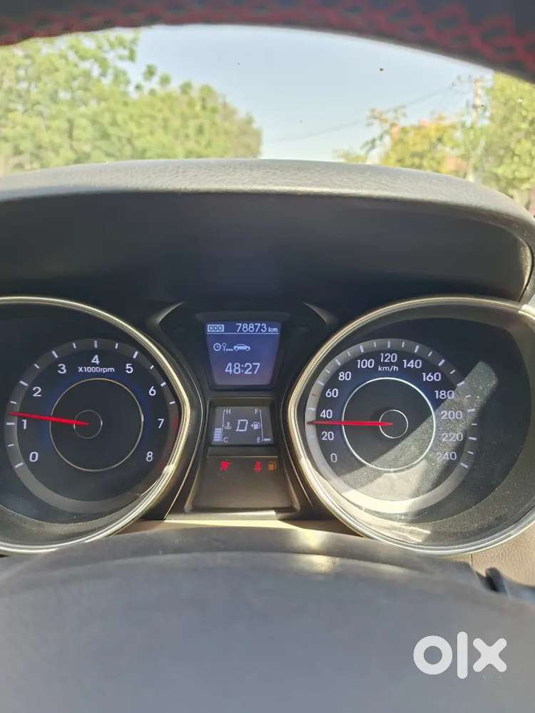 Hyundai Elantra 1.8 2013