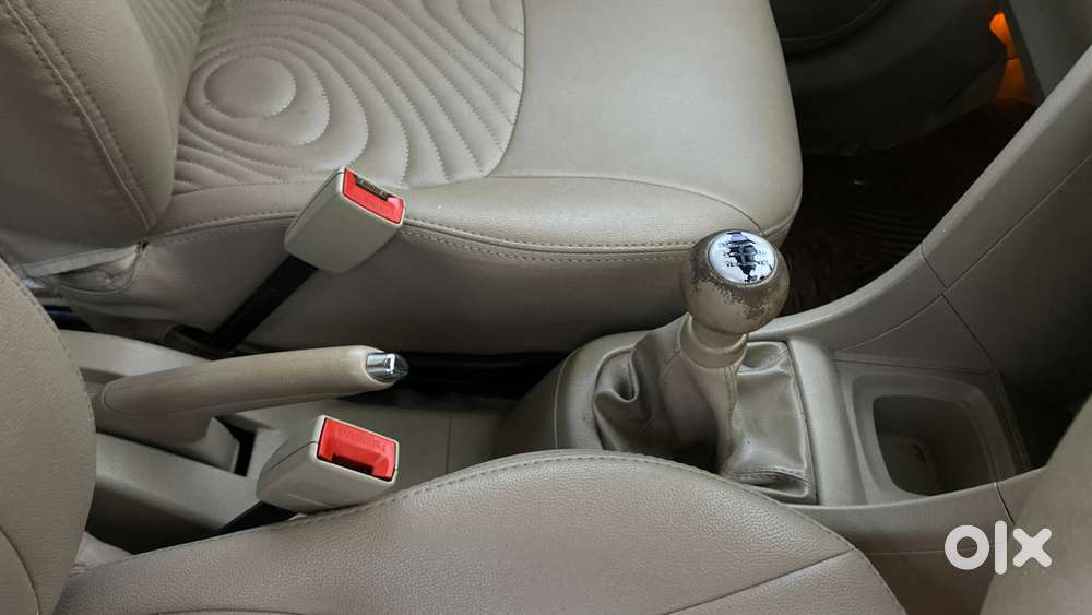 Maruti Suzuki Ertiga 2012-2015 Vxi Cng, 2015, Cng & Hybrids