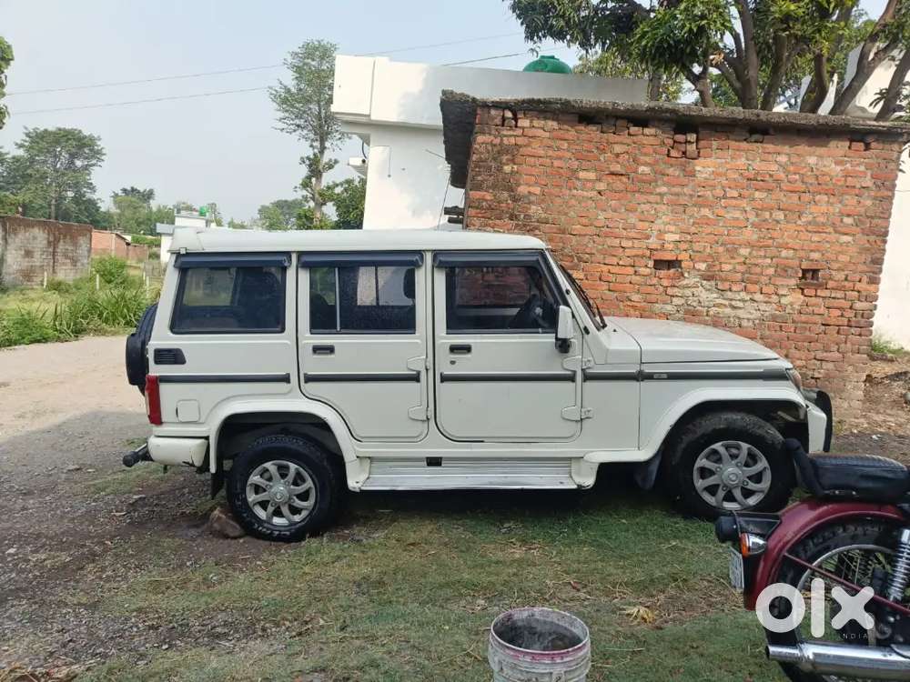 Mahindra Bolero Neo 2012 Petrol 93000 Km Driven