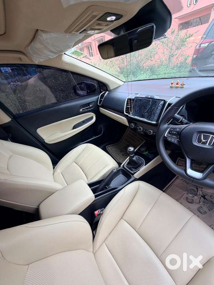 Honda City 2025 Petrol Well Maintained
