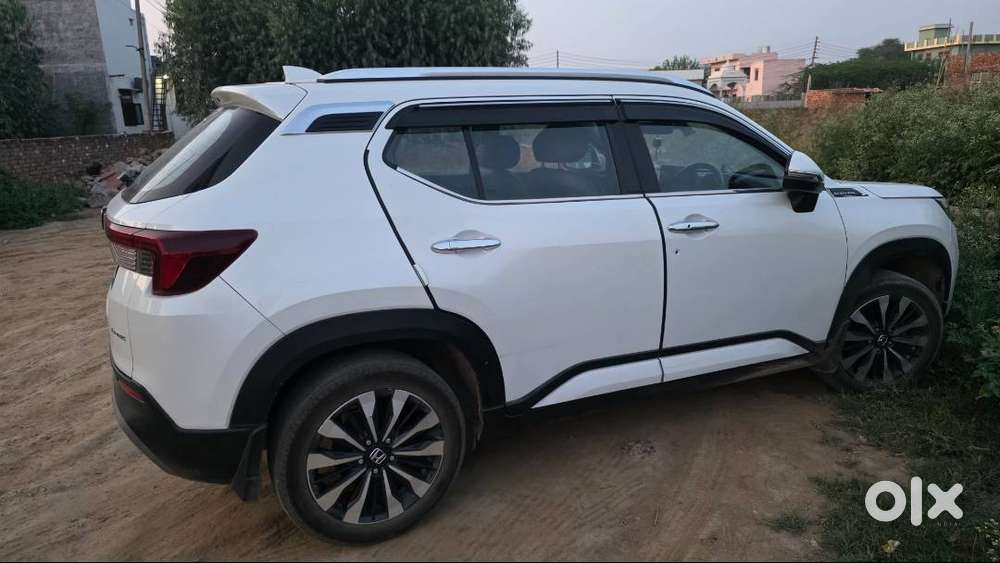 Honda Elevate 2024 Petrol Family Car