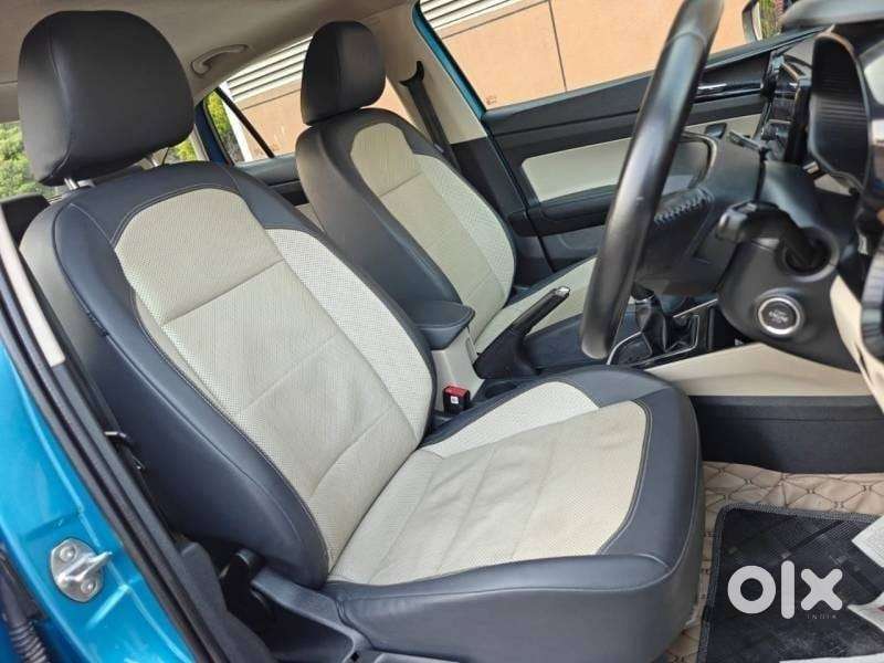 Skoda Slavia Style 1.0l Tsi Mt, 2022, Petrol