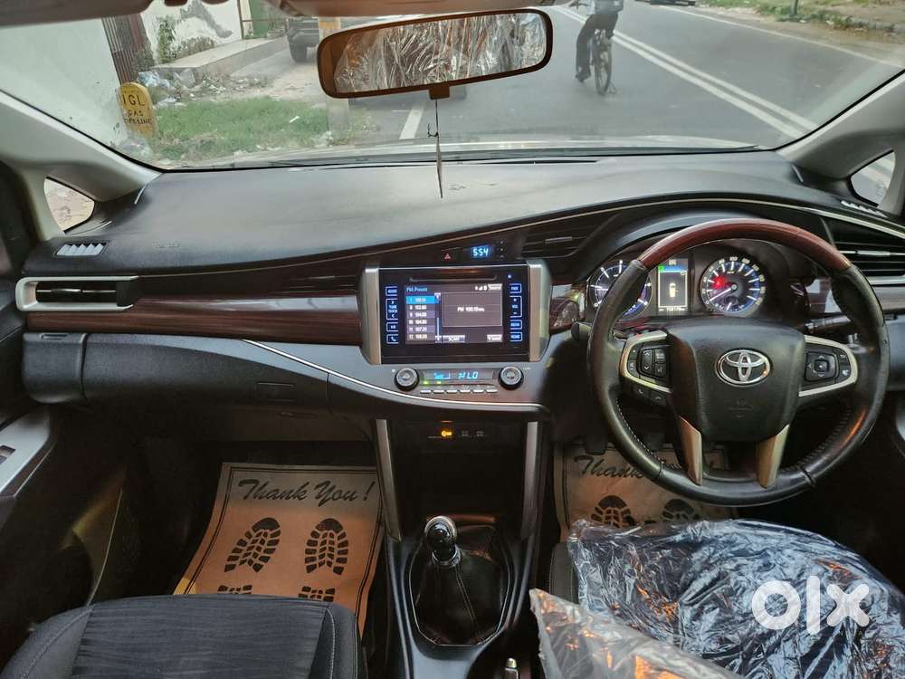 Toyota Innova Crysta 2.4 Vx Mt, 2016, Diesel