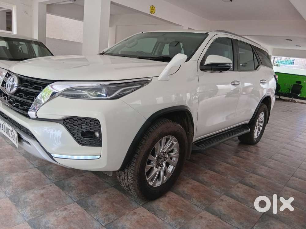 Toyota Fortuner Sportivo 4x4 Mt, 2021, Diesel