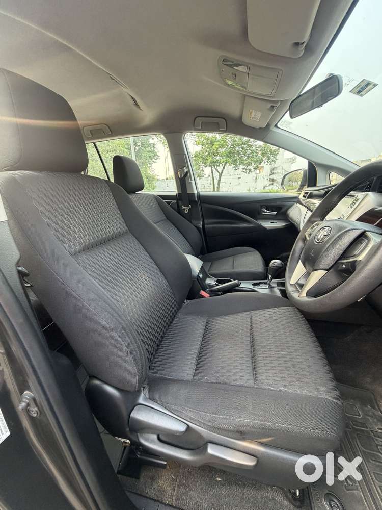 Toyota Innova Crysta 2.8 Gx At 8s, 2018, Diesel