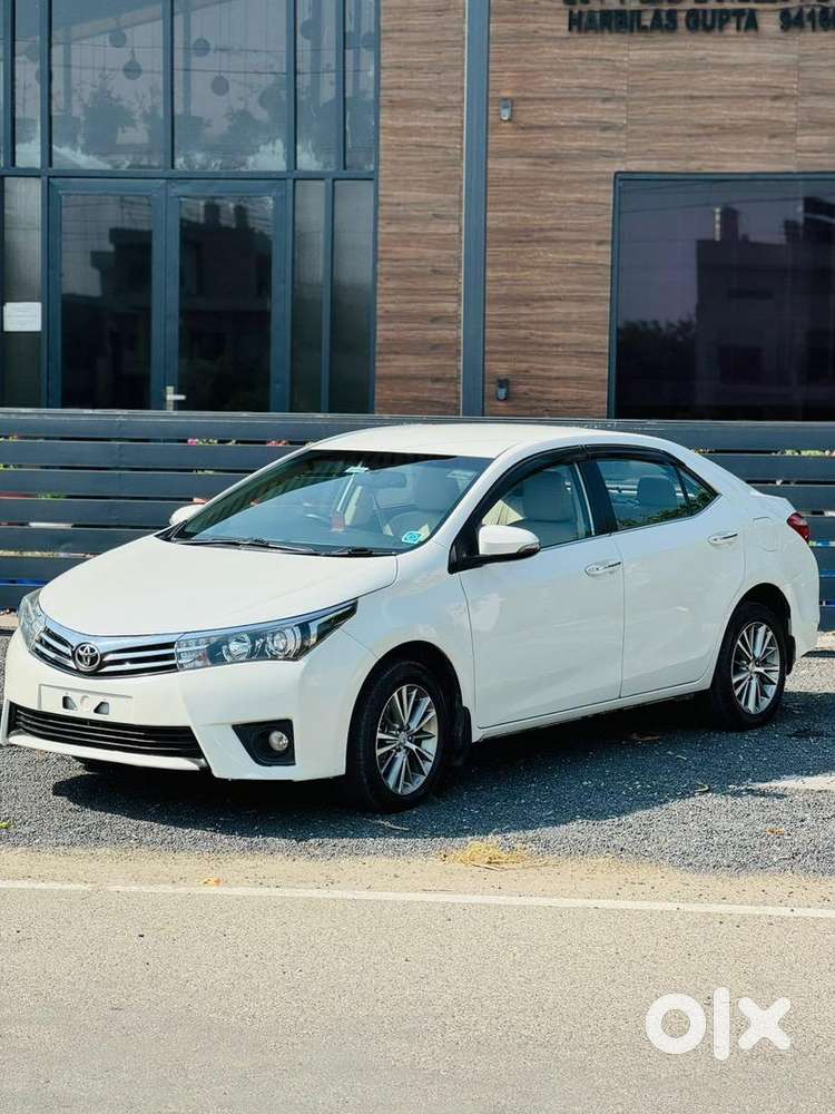 Toyota Car Petrol 2016