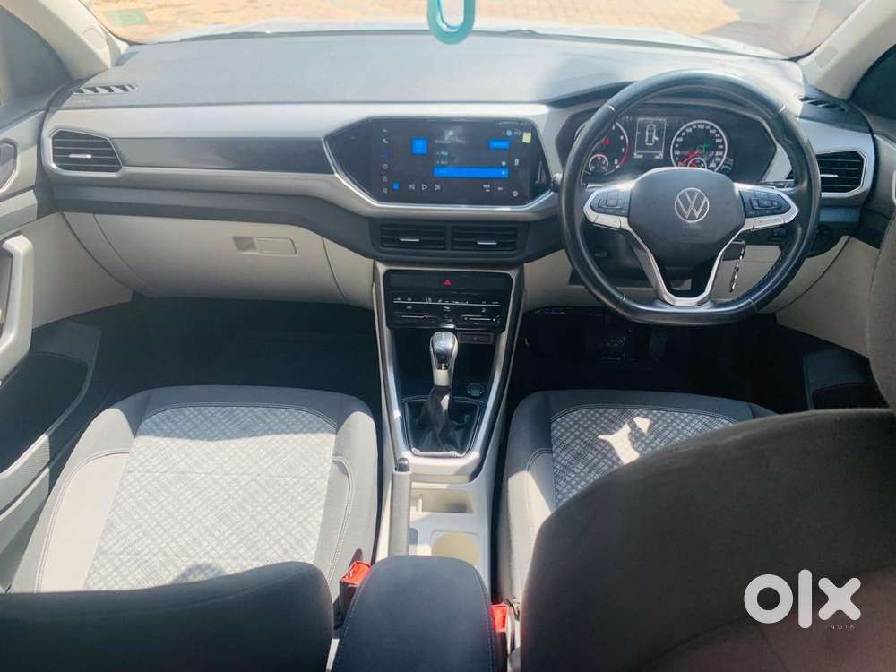 Volkswagen Taigun 1.0 Tsi Highline At, 2022, Petrol