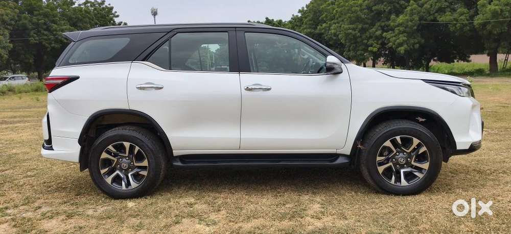Toyota Fortuner Legender 4x2 At 2.8, 2025, Diesel