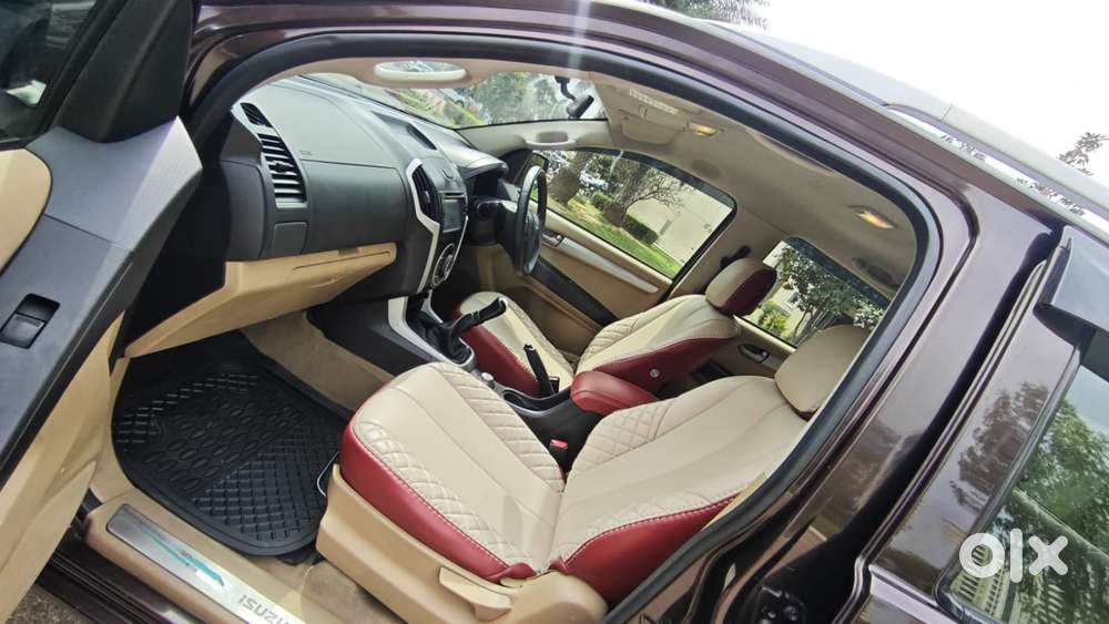 Isuzu V-cross Z 4x4 Mt, 2017, Diesel