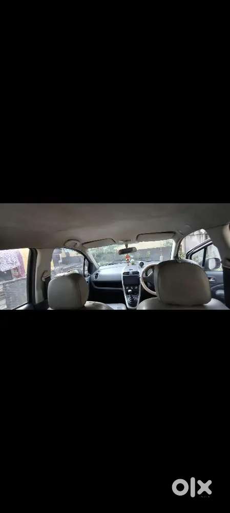 Maruti Suzuki Ritz Vxi 2012