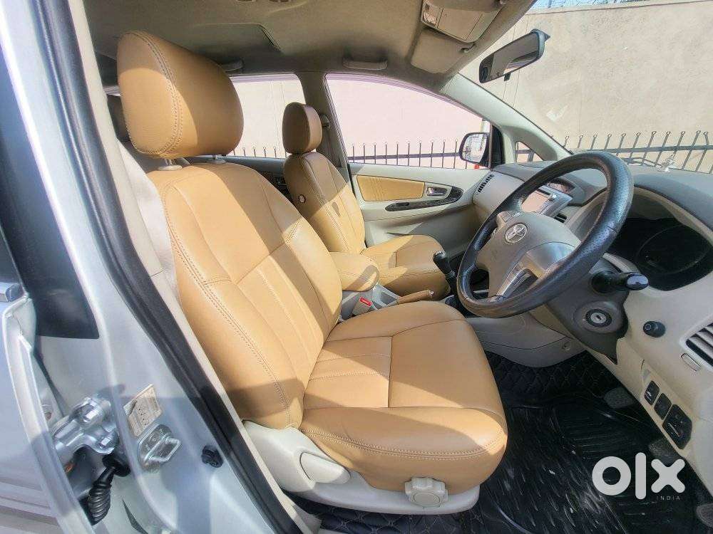 Toyota Innova 2.5 Z Diesel 7 Seater, 2014, Diesel