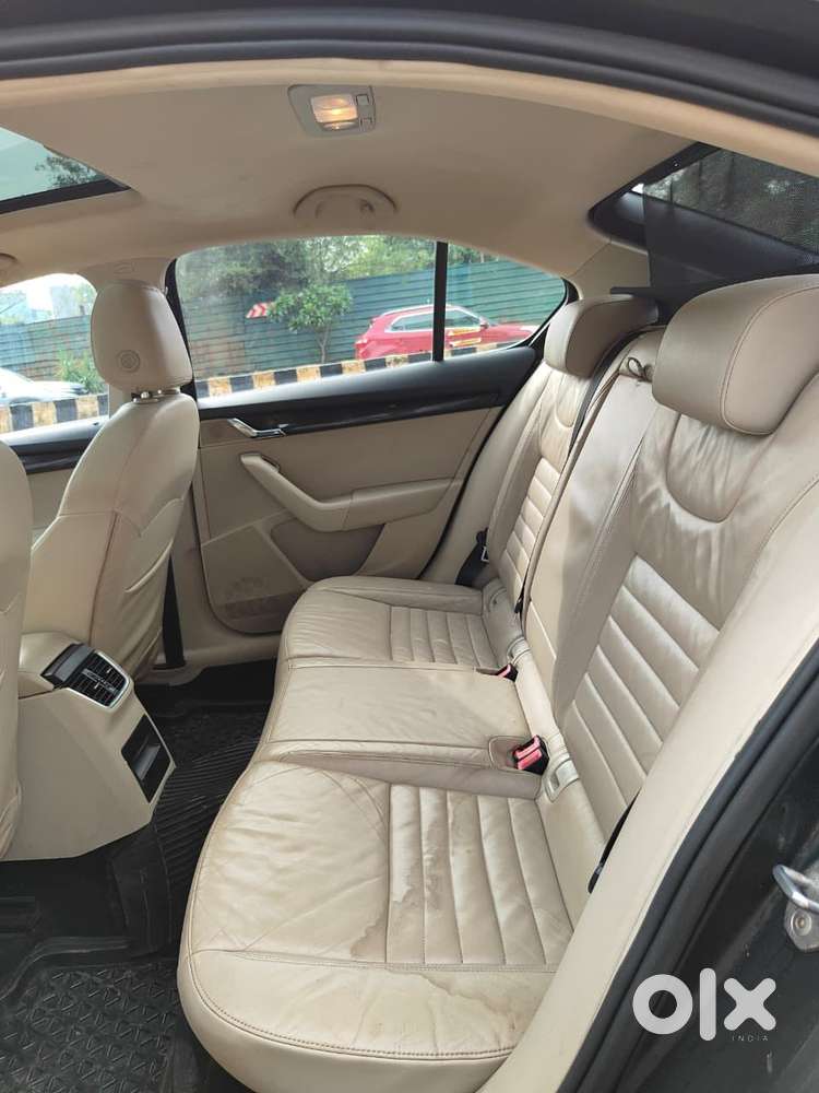 Skoda Octavia 1.8 Elegance Tsi At, 2015, Petrol