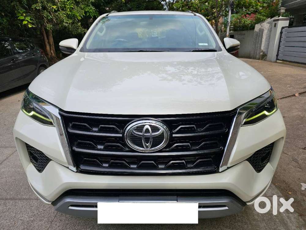 Toyota Fortuner 4x2 At 2.8 Diesel, 2022, Diesel