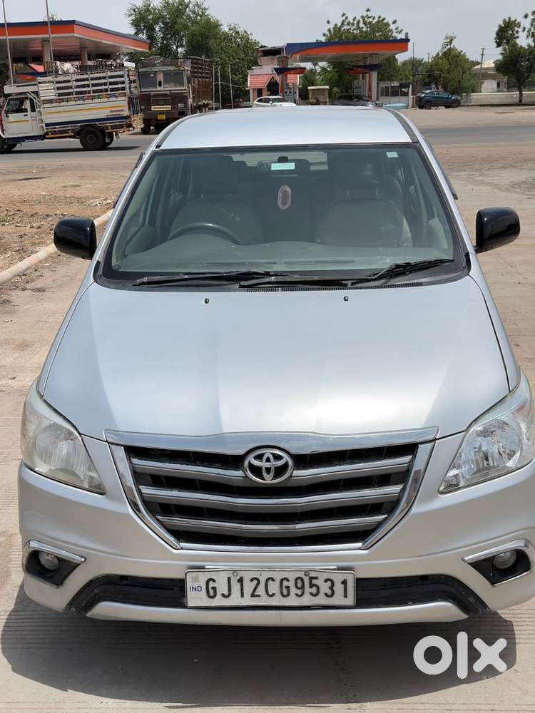 Toyota Innova Diesel 2014