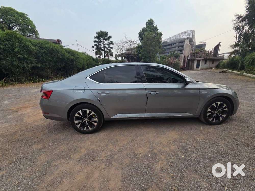 Skoda Superb L&k 1.8 Tsi At, 2020, Petrol