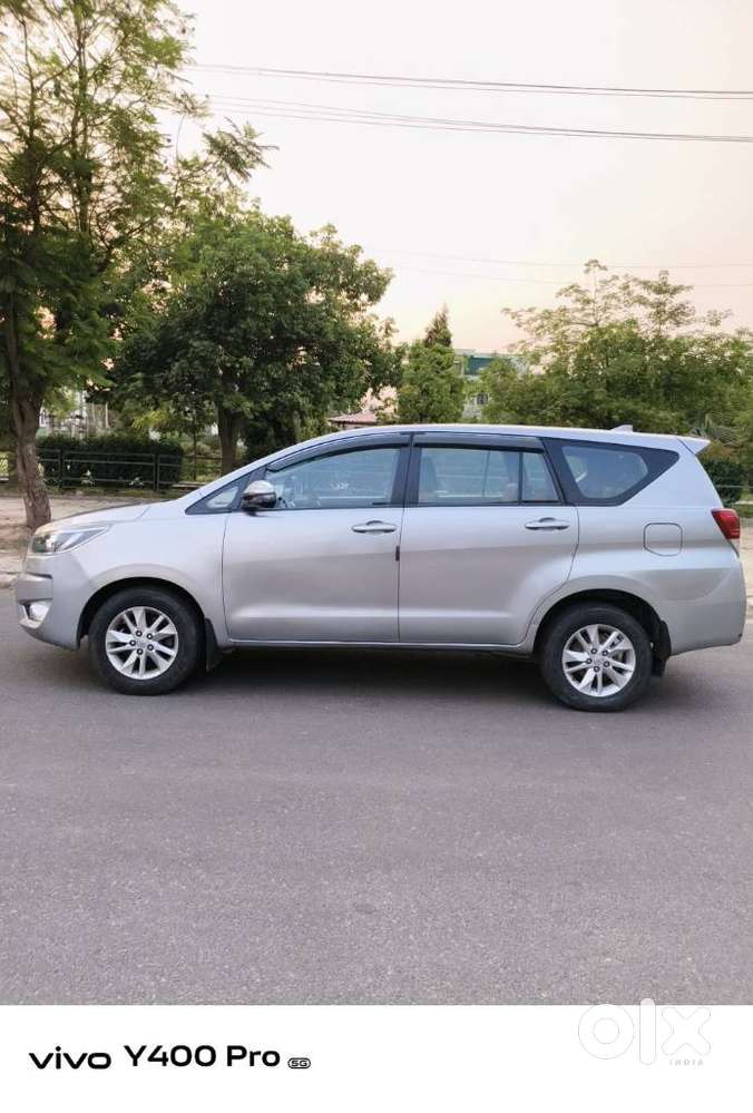 Toyota Innova Crysta 2.4 G Mt 7 Str, 2023, Diesel