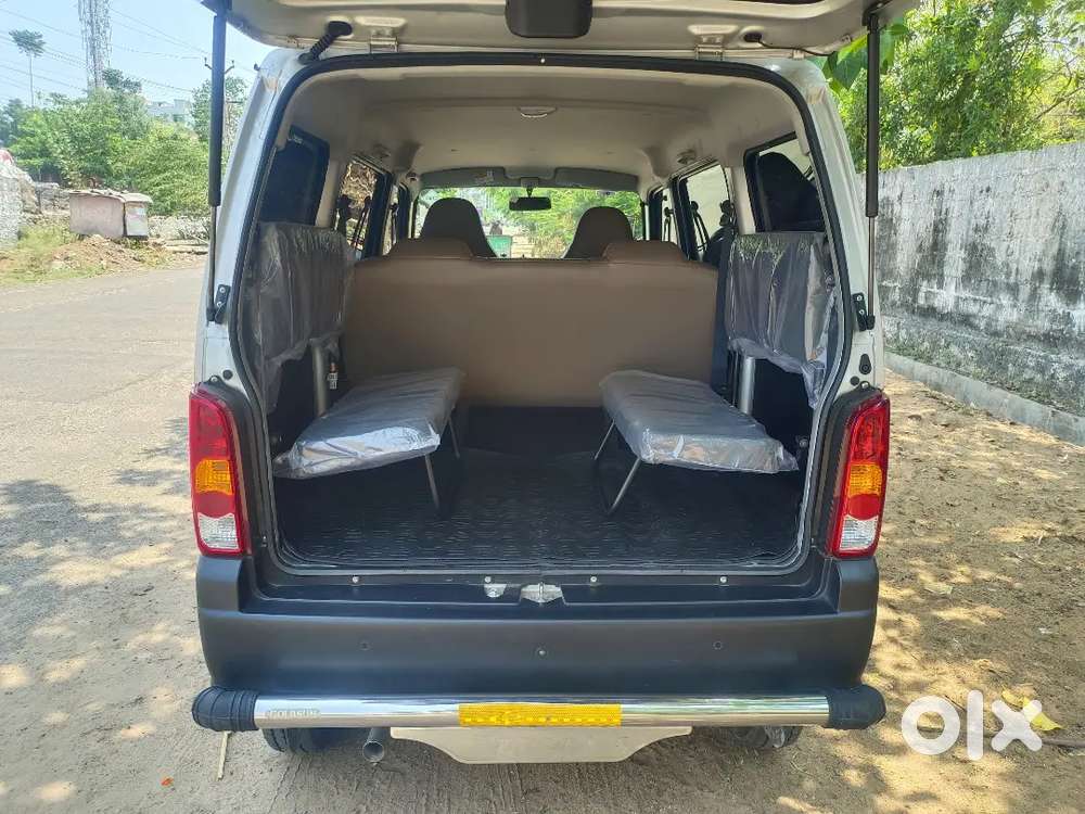 Maruti Suzuki Eeco 2024 Cng & Hybrids 5010 Km Driven