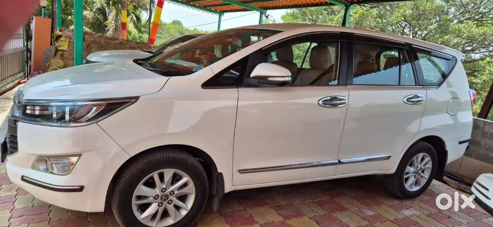 Toyota Innova Crysta