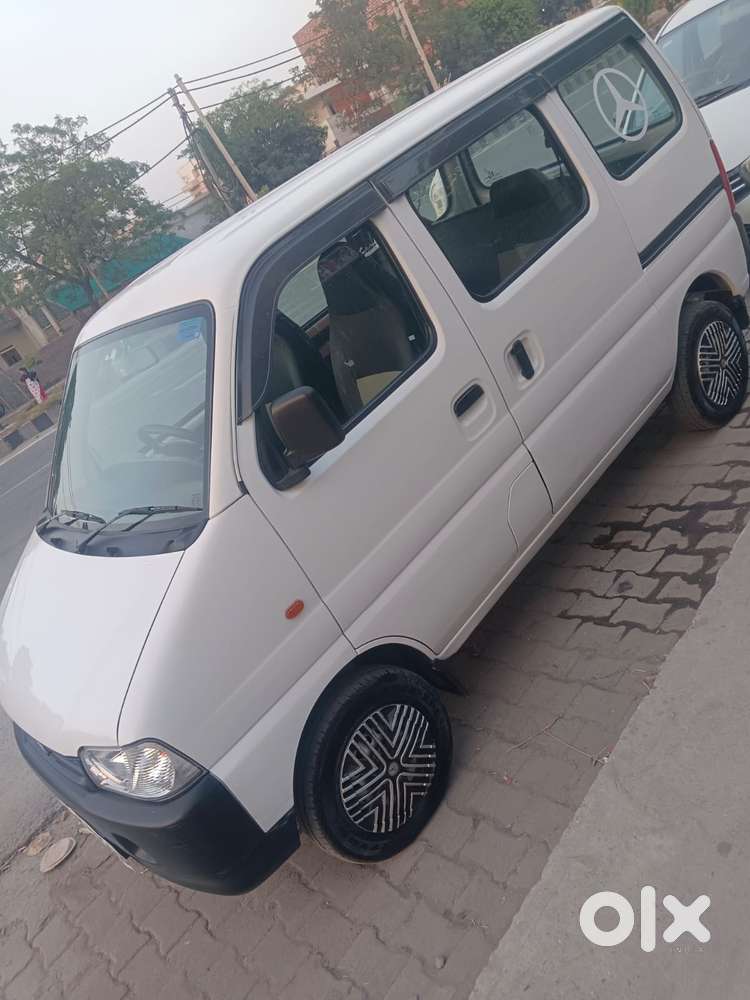 Maruti Suzuki Eeco 5 Str Ac (o), 2023, Petrol