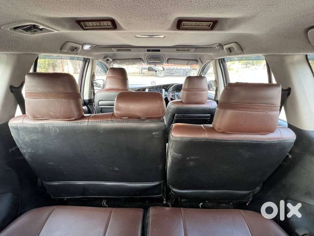 Toyota Innova Crysta 2.4 V 8 Str, 2017, Diesel