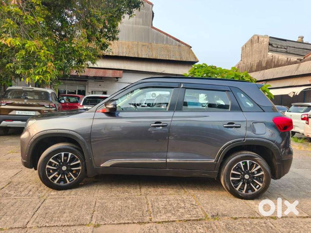 Maruti Suzuki Brezza 1.5 Vxi Smart Hybrid, 2022, Petrol