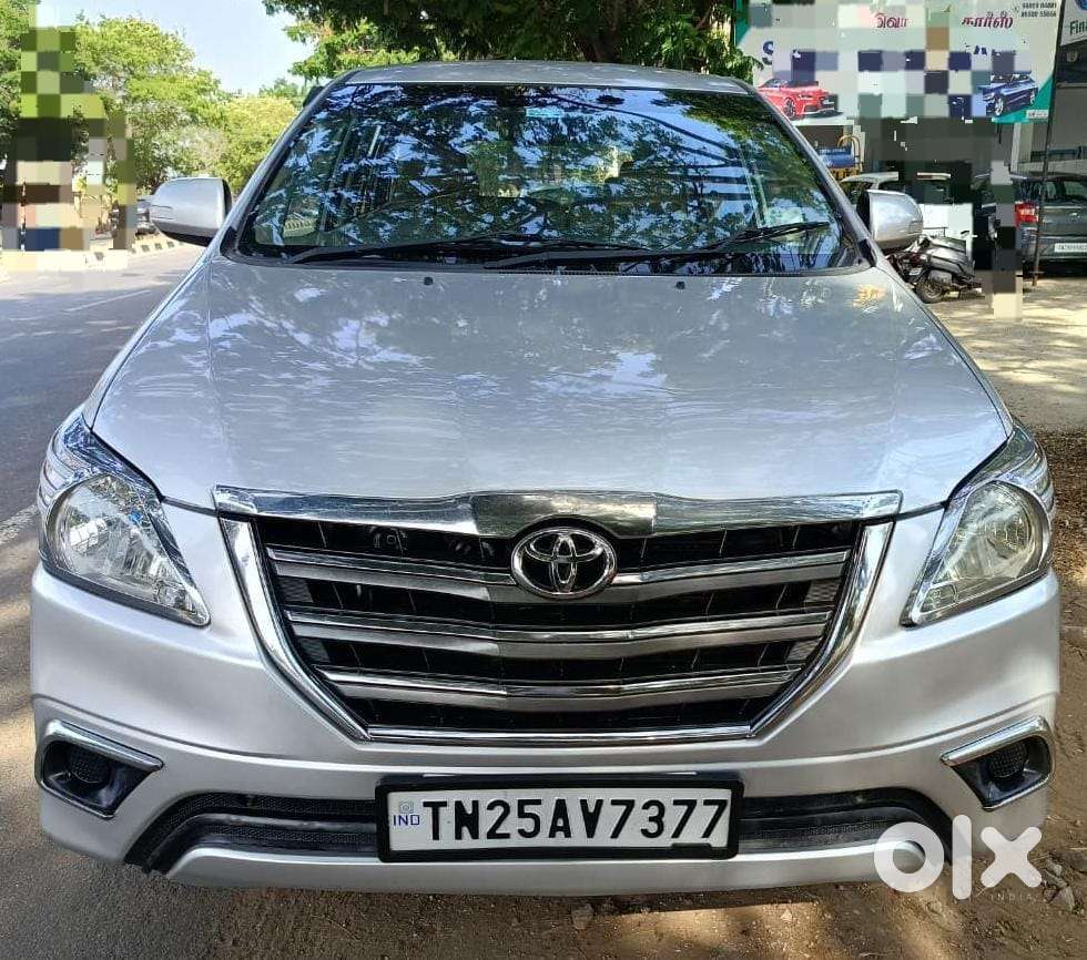 Toyota Innova 2.5 Vx 8 Seater Bs Iv, 2013, Diesel