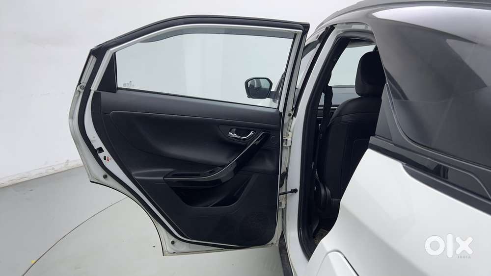 Tata Nexon Fearless Plus S 1.5 Revotorq Diesel 6 Amt Dt, 2024, Diese..