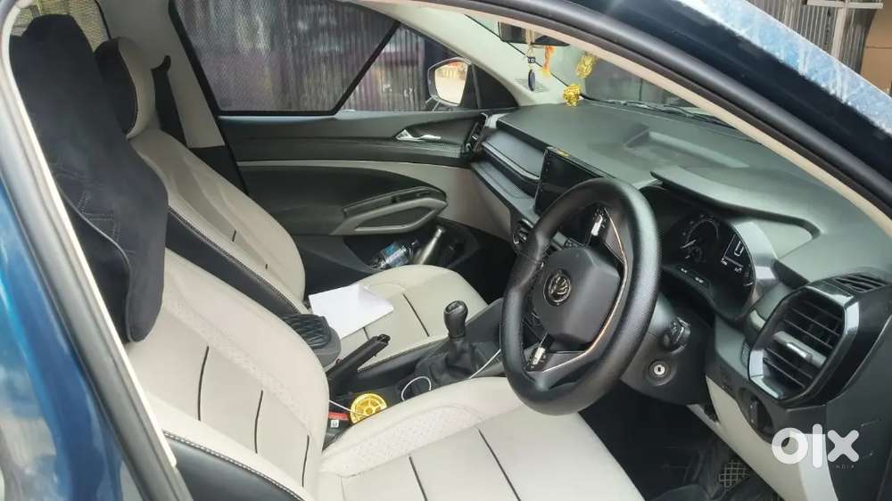 Skoda Kylaq Signature 2025 Modal Lava Blue