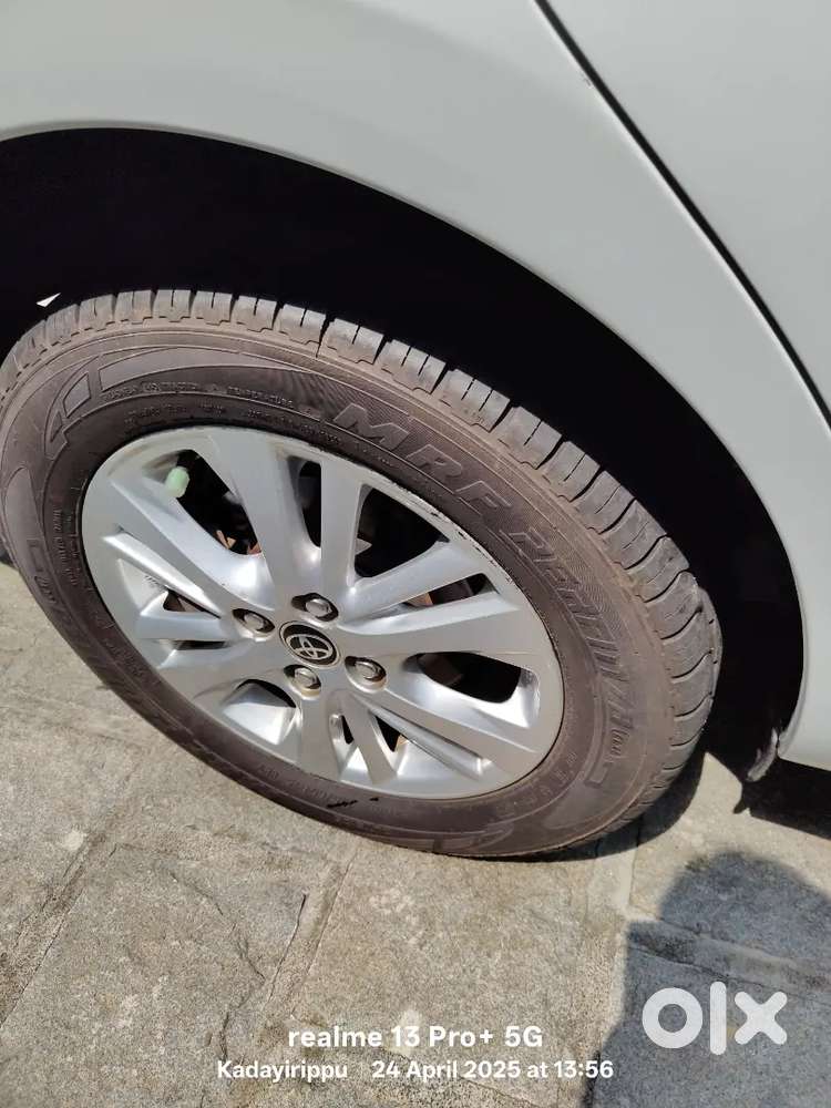 Toyota Yaris 2019v Automatic