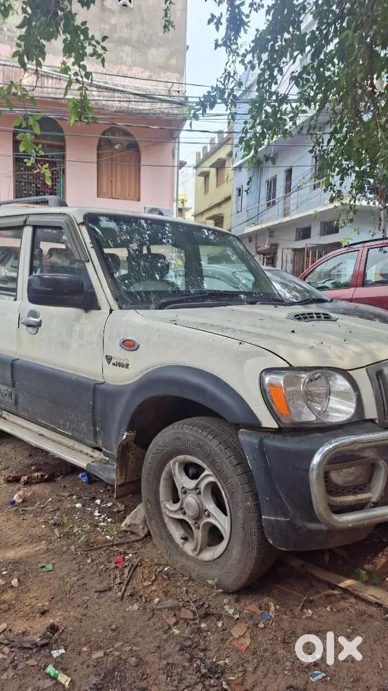 Mahindra Scorpio 2010 Diesel 100000 Km Driven