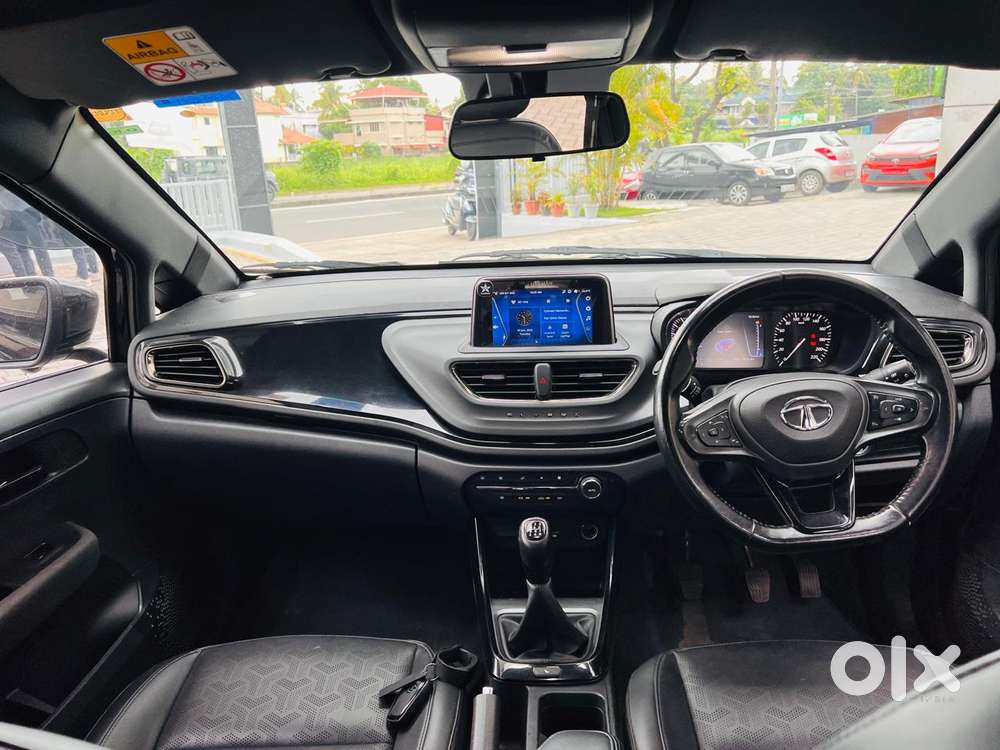Tata Altroz 1.2 Xz Plus Dark Edition, 2021, Petrol