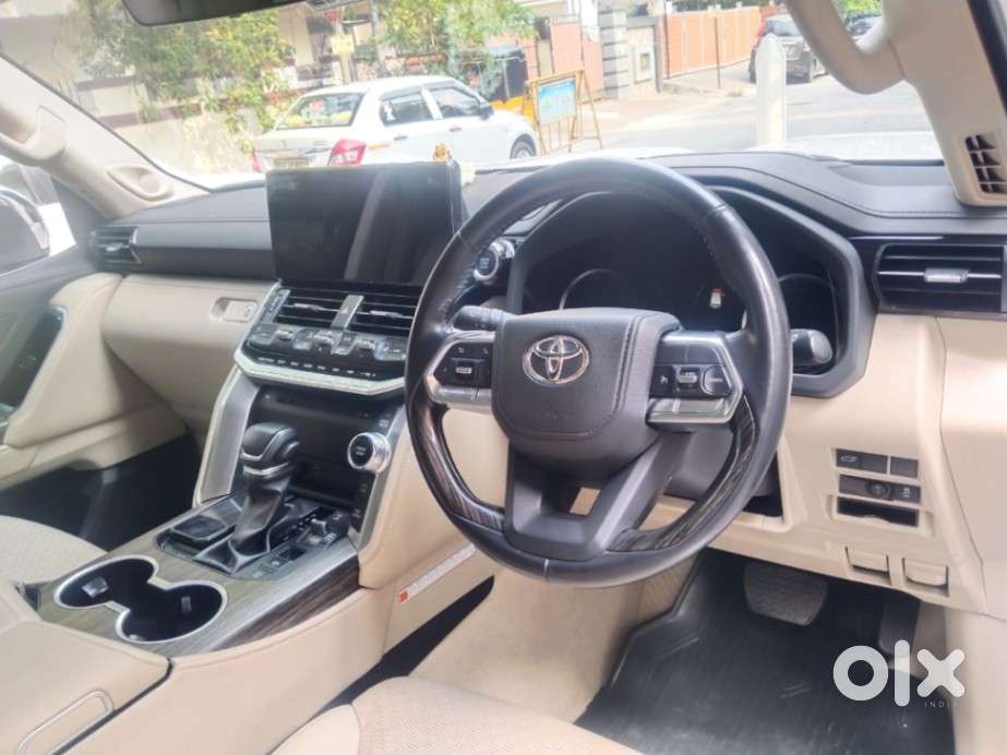 Toyota Land Cruiser 3.3 Zx Diesel, 2023, Diesel