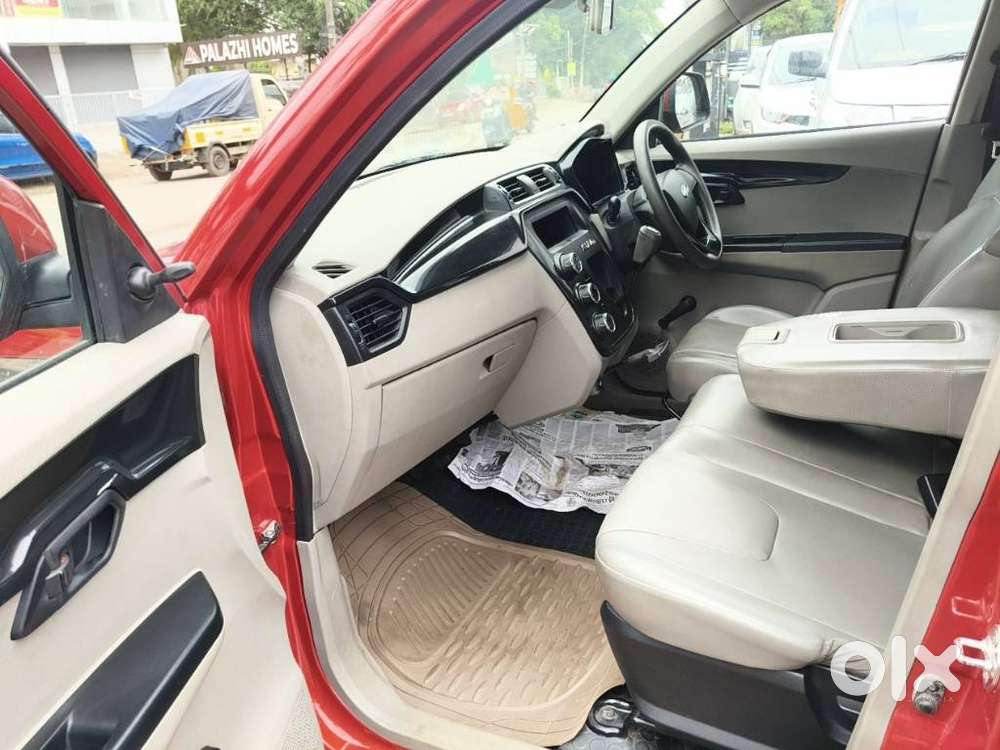 Mahindra Kuv 100 2016-2017 Mfalcon G80 K4 Plus, 2016, Petrol