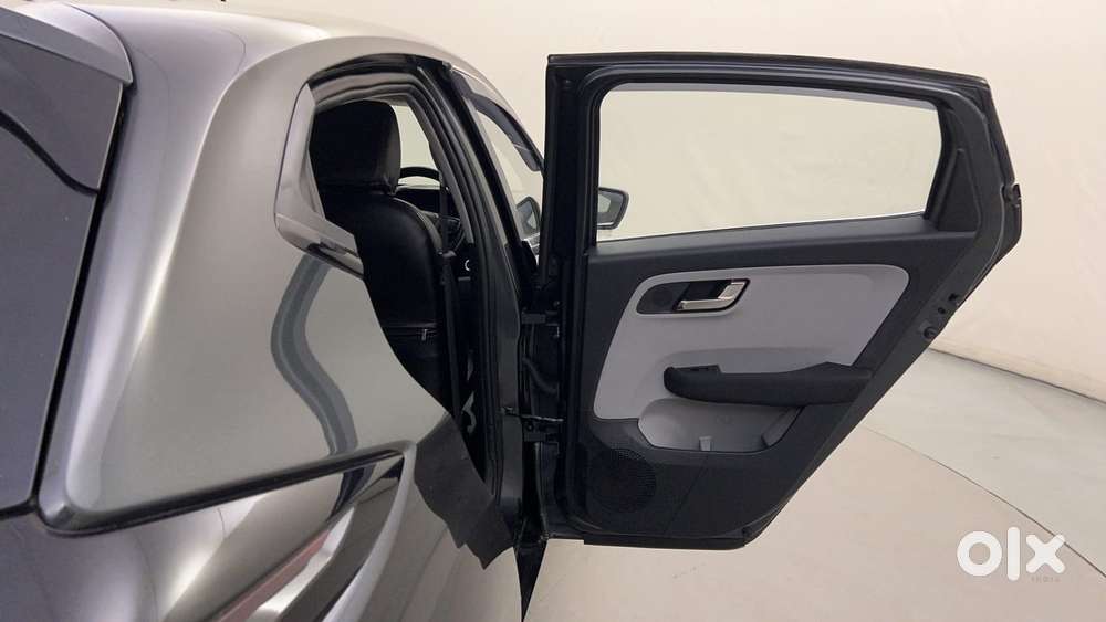 Tata Altroz Xz, 2020, Petrol