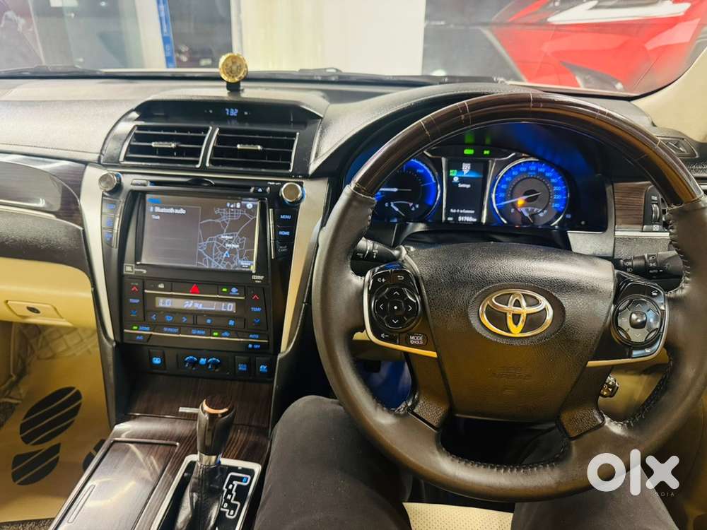 Toyota Camry Hybrid 2017