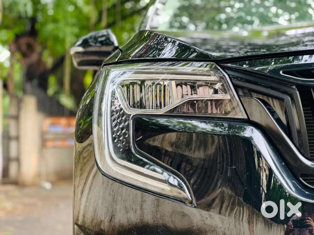 Mahindra Xuv700 2.0 Ax 7 Petrol Mt Str, 2024, Petrol