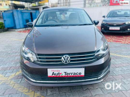 Volkswagen Vento 1.6 Highline, 2015, Petrol