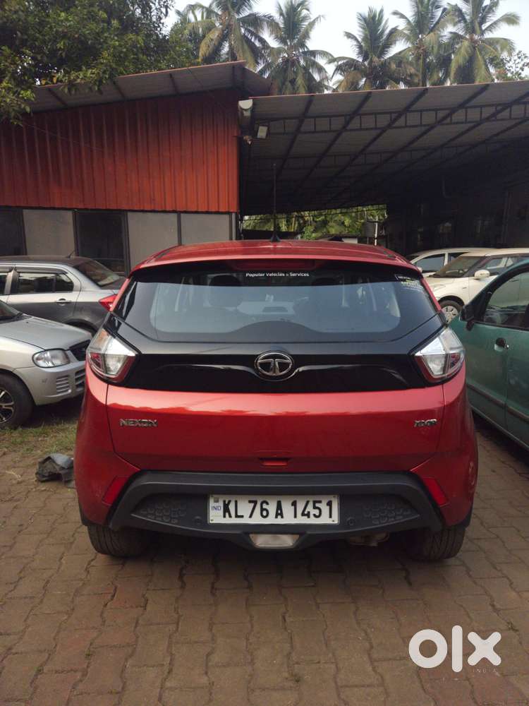 Tata Nexon 1.2 Revotron Xma Amt (s), 2019, Petrol