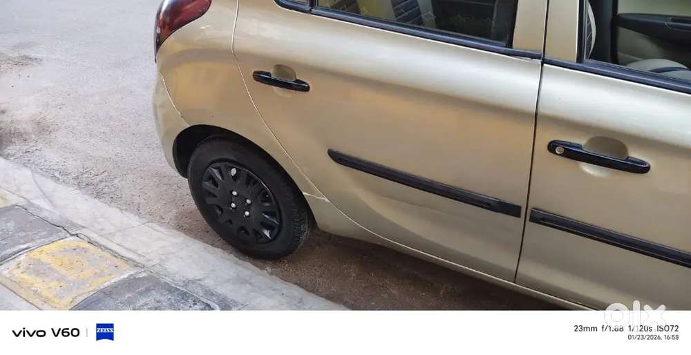 Hyundai I20 Magna Petrol 2011