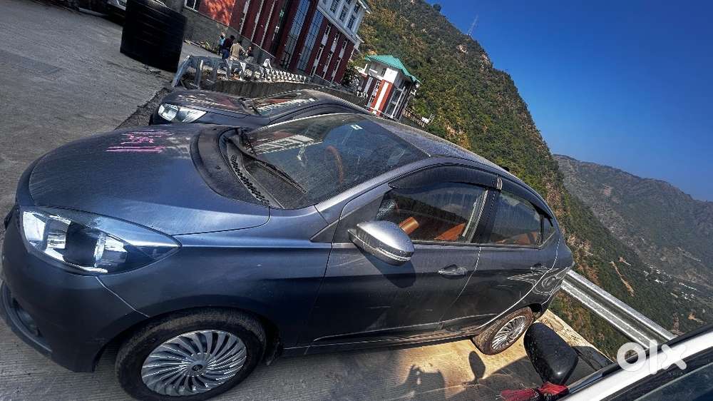 Single Hand Running Car