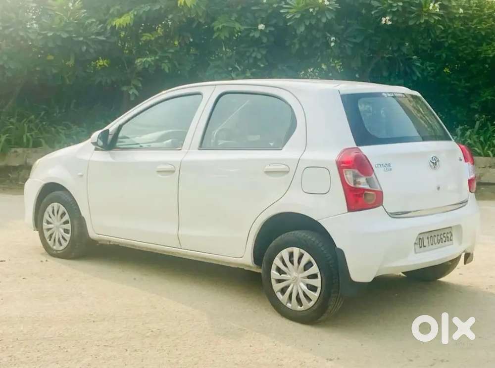 Toyota Etios Liva G 2016